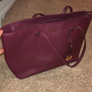 Michael Kors bag- great condition